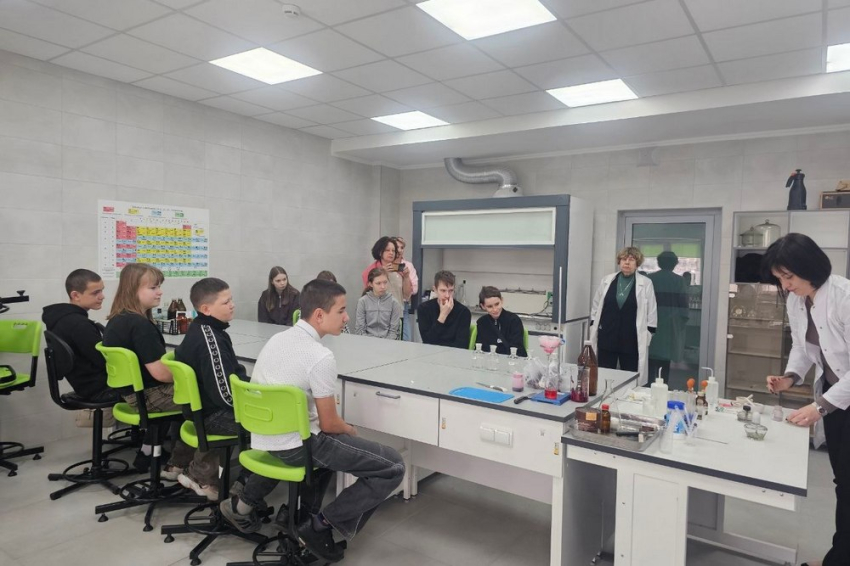 События НИУ «БелГУ» преподаватели ниу «белгу» провели «химический десант» в яковлевском горокруге