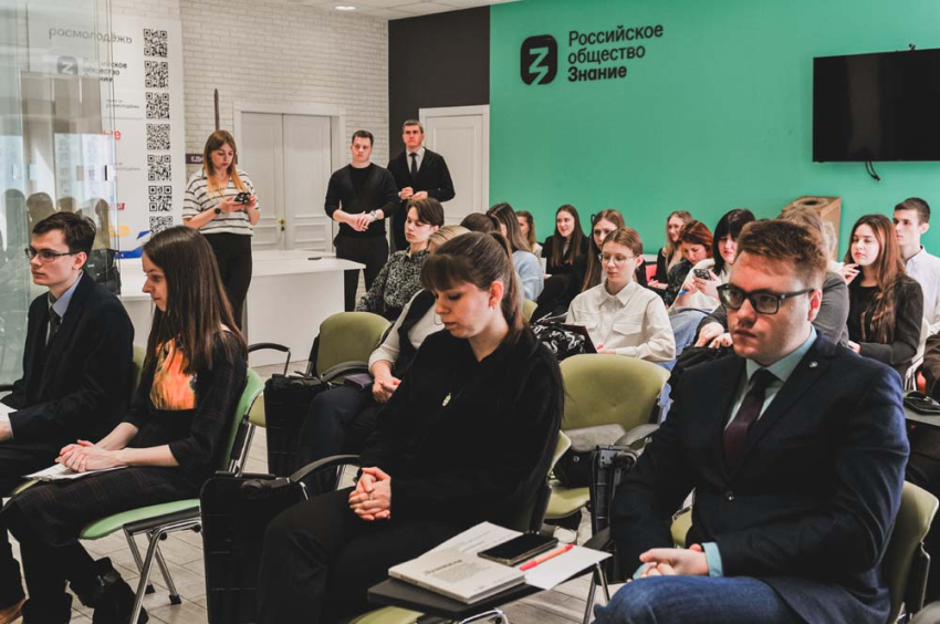 События НИУ «БелГУ» студенты предложили экономически эффективную технологию глубокой переработки растительной биомассы в продукты с добавленной стоимостью