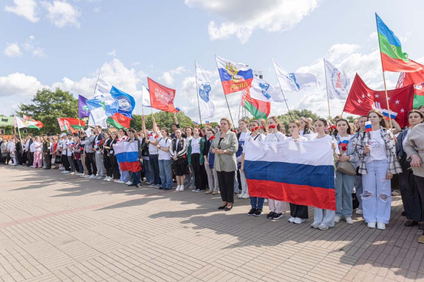 События НИУ «БелГУ» студенты ниу «белгу» посетили форум в бресте