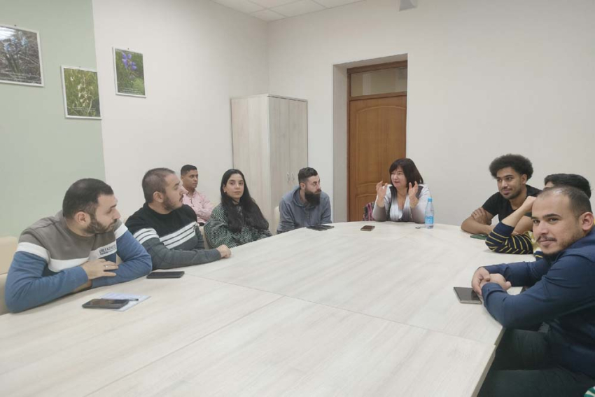 События НИУ «БелГУ» тренинг на английском: иностранных студентов ниу «белгу» научили успешно выступать с научным докладом