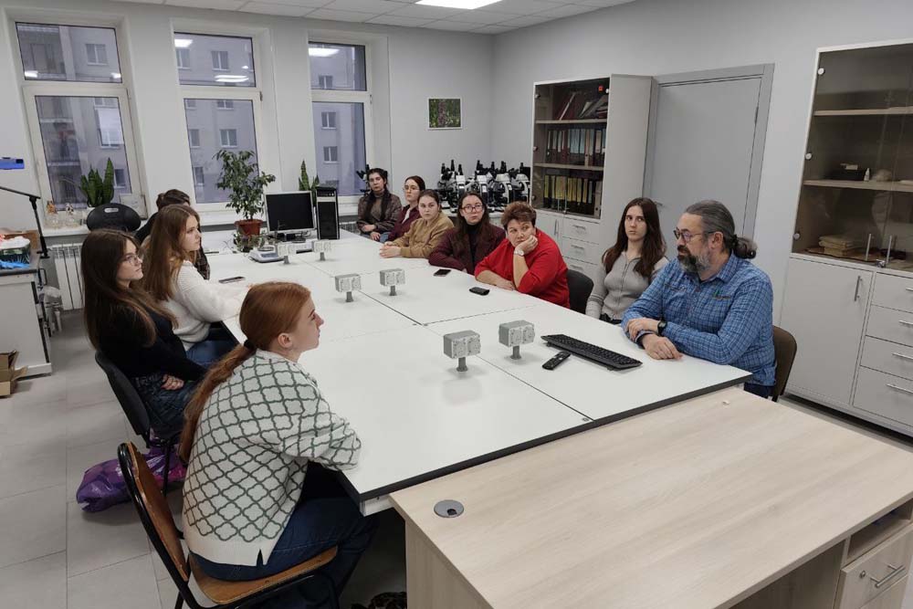 Студенты-биотехнологи ИФХиБ погрузились в мир академического письма