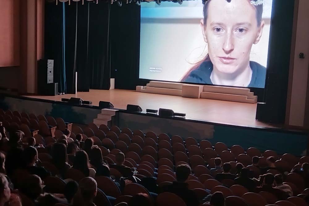 В университете состоялся показ и обсуждение фильма Андрея Медведева «Предательство»